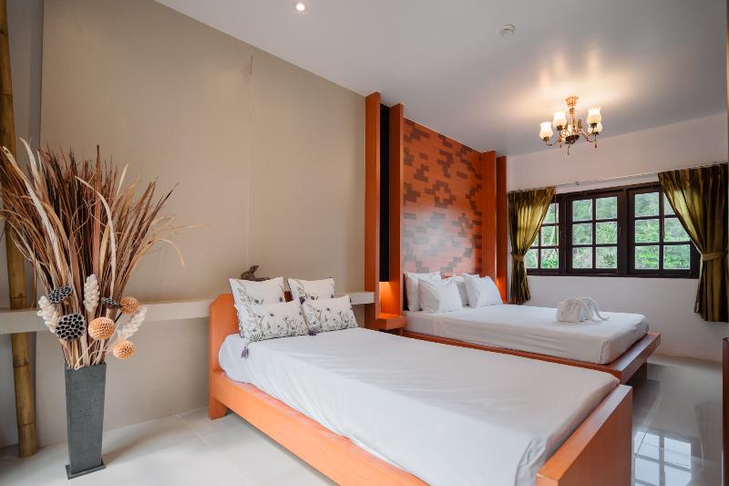 Club Bamboo Boutique Patong Beach Resort - Oda