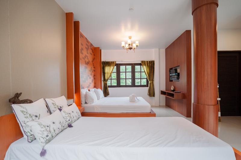 Club Bamboo Boutique Patong Beach Resort - Oda
