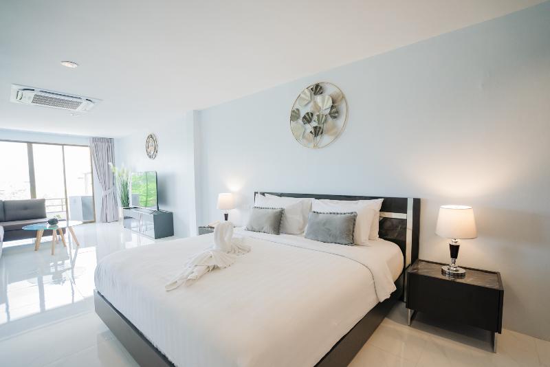 Club Bamboo Boutique Patong Beach Resort - Oda