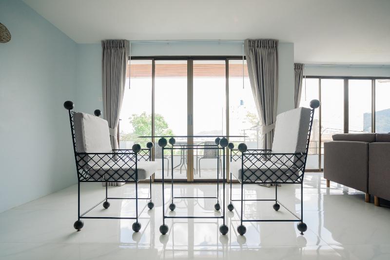 Club Bamboo Boutique Patong Beach Resort - Oda