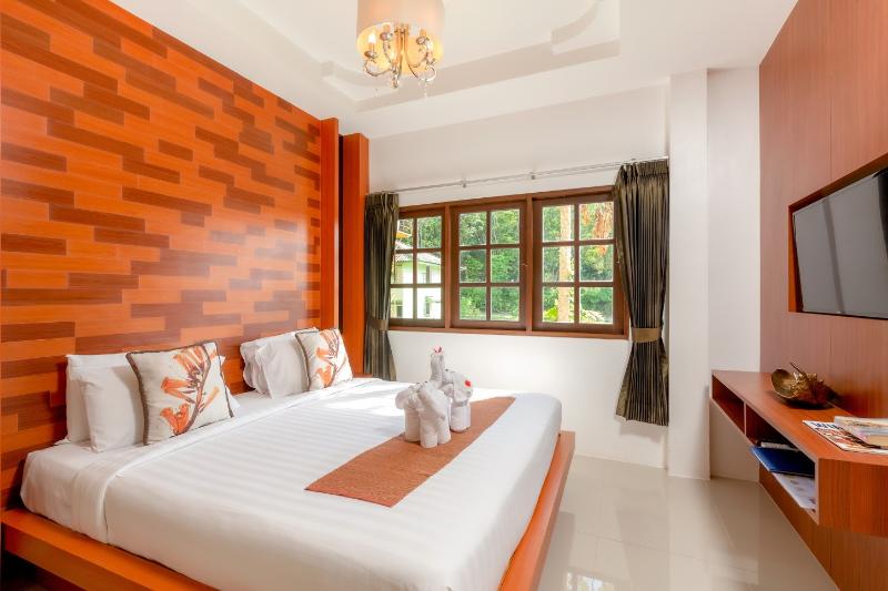 Club Bamboo Boutique Patong Beach Resort - Oda