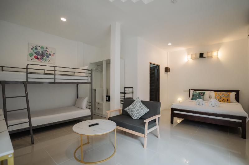 Club Bamboo Boutique Patong Beach Resort - Oda