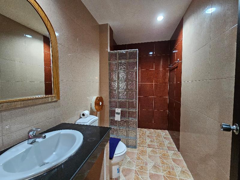 Nanai 2 Residence Patong - Oda