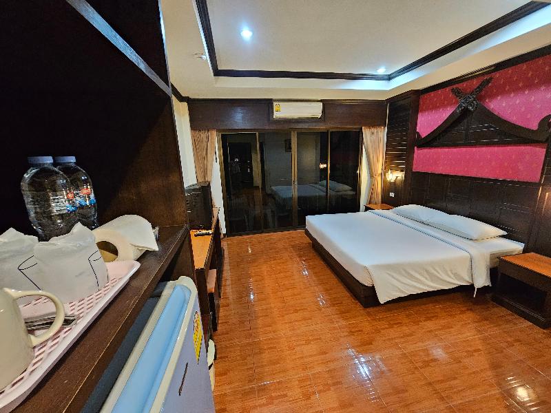 Nanai 2 Residence Patong - Oda
