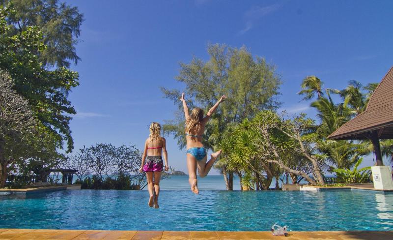 Barali Beach Resort - Havuz