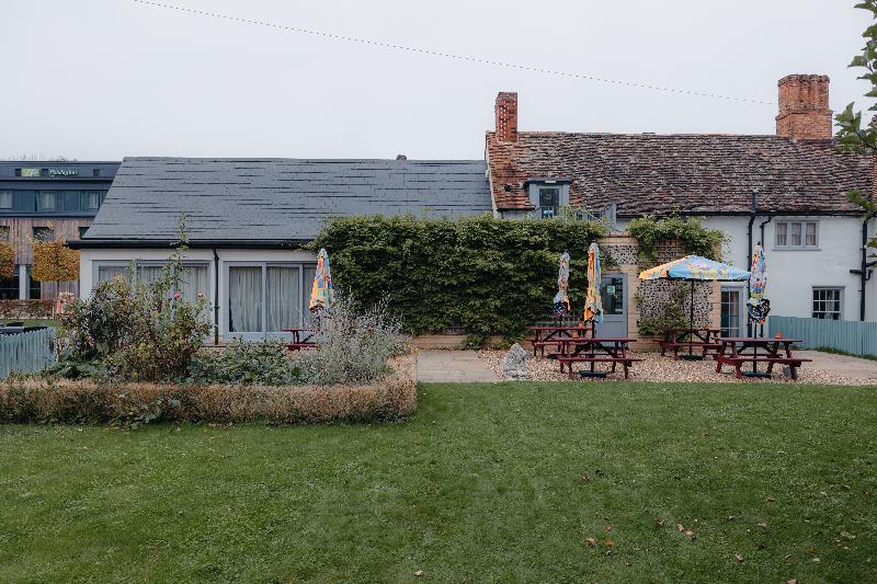 The Red Lion Whittlesford - Teras