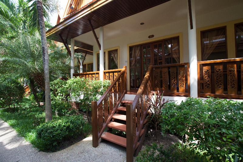 Bangtao Village Resort - Teras