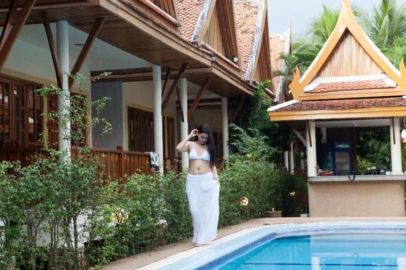 Bangtao Village Resort - Teras