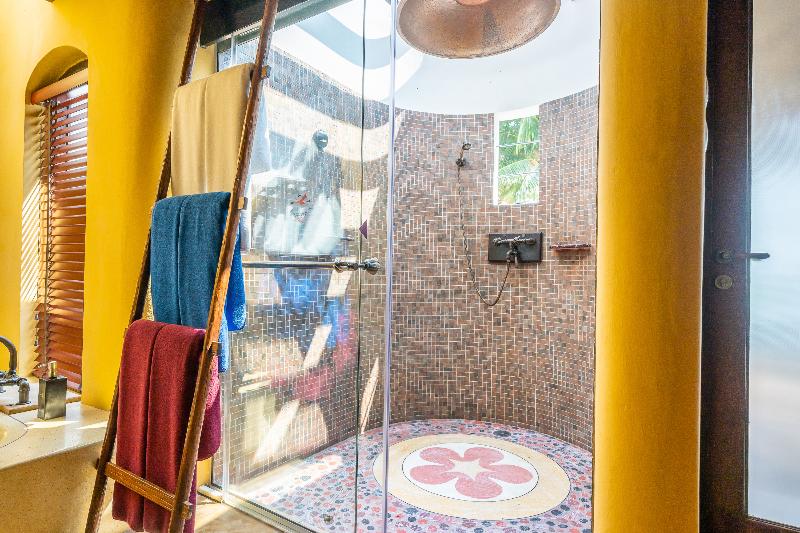 Paradee Ko Samet - Oda