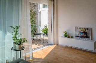 Carlotta Apartments fotoÄŸrafÄ±