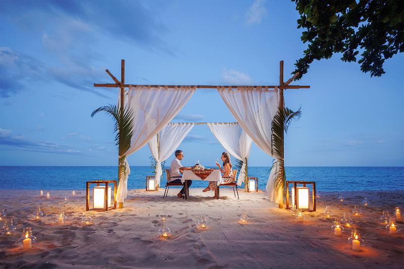 Anavana Beach Resort - Restoran