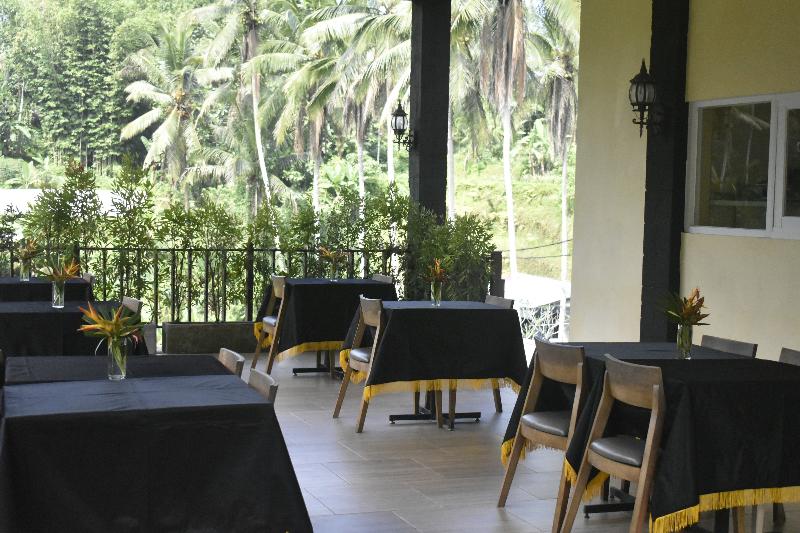 Kelusa Resort By Zuzu - Restoran