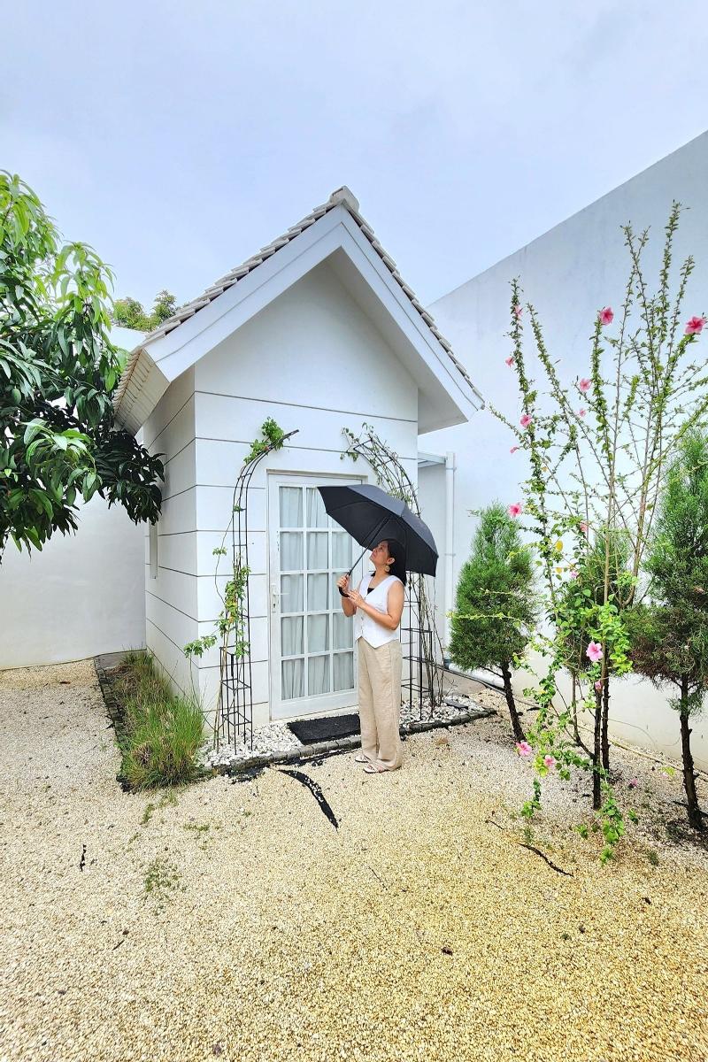 Floraison Living Villa Yogyakarta By Zuzu - Genel