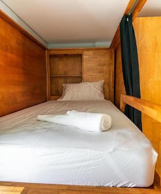 Coco & Pineapple Pants Hostel By Zuzu fotoÄŸrafÄ±