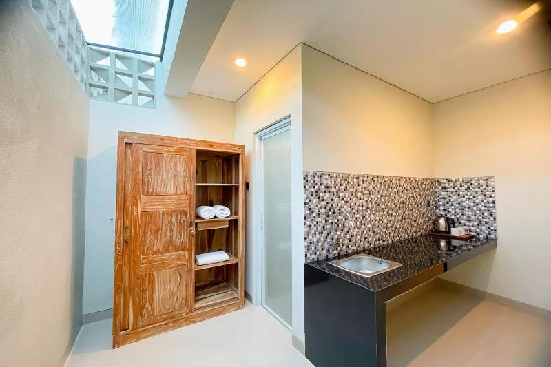 Sekar Tunjung Guest House Seminyak Bali - Oda