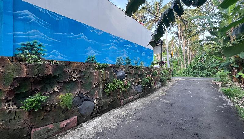 Maisaba Living Sibang Gede By Zuzu - Genel