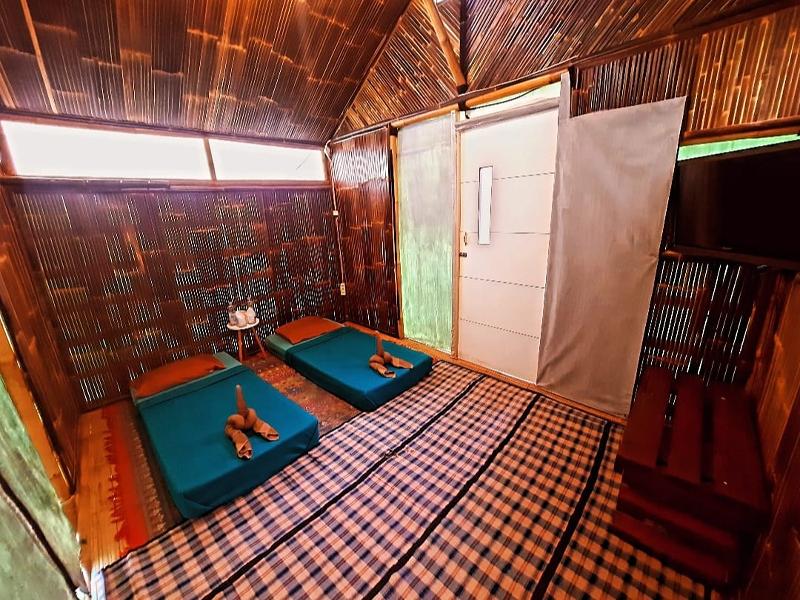 D’Royale Tapos Resort Bogor By Zuzu - Oda