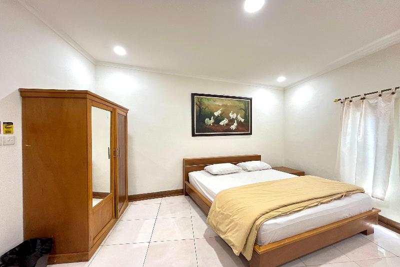 Maison Hotel Bukittinggi By Zuzu - Oda