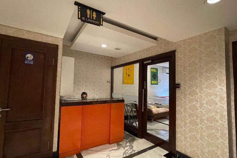 El Royale By Farizi Rooms By Zuzu - Genel