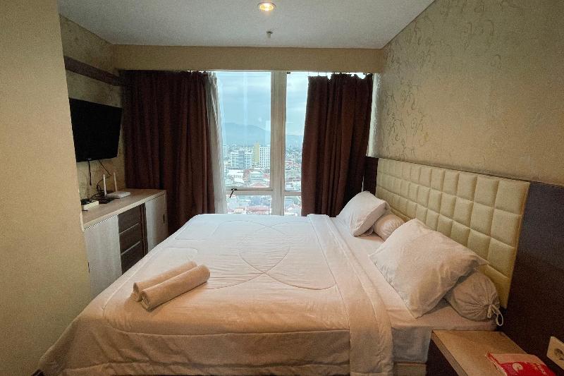 El Royale By Farizi Rooms By Zuzu - Oda