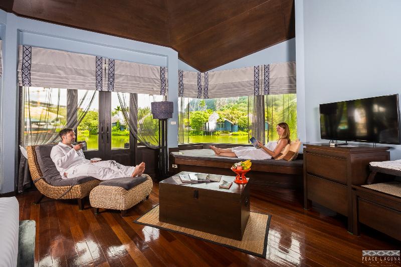 Peace Laguna Resort and Spa - Oda