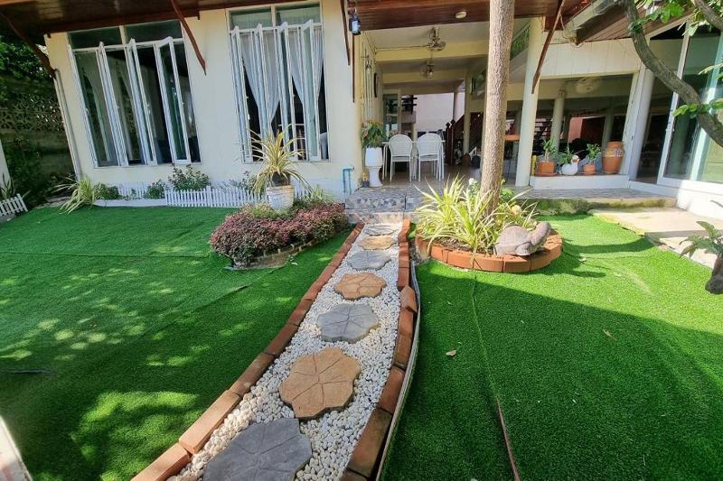 Ruenthai Ayutthaya Resort And Restaurant By Zuzu - Genel