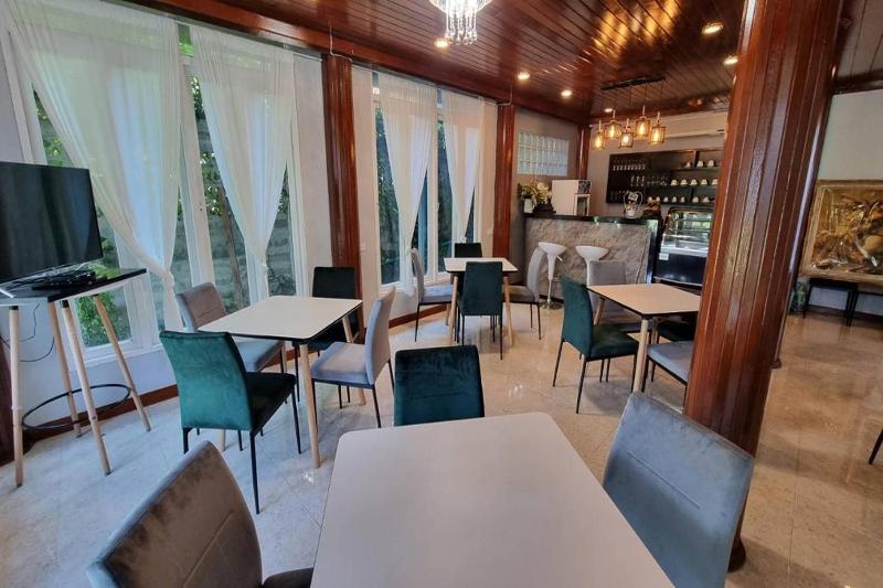 Ruenthai Ayutthaya Resort And Restaurant By Zuzu - Restoran