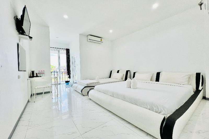 Parichat Bandung Hotel By Zuzu - Oda