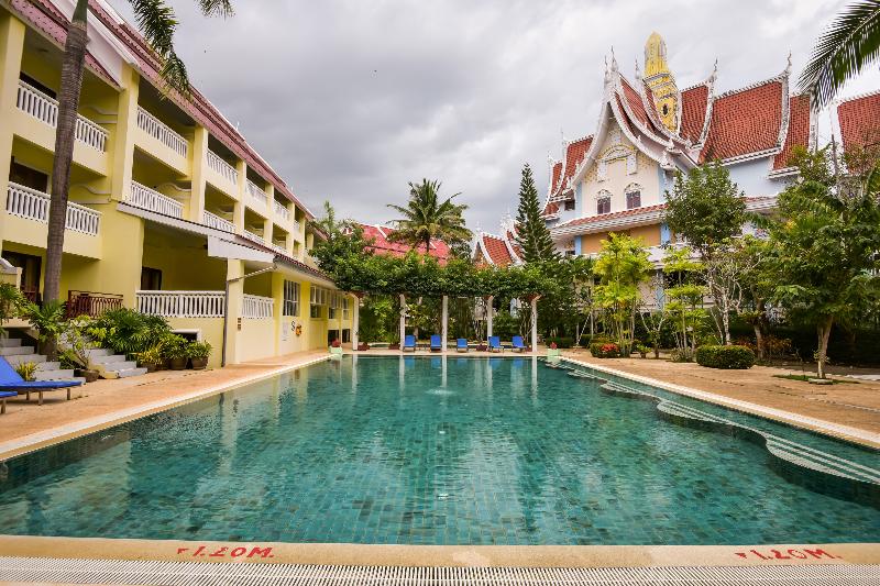 Capital O 406 Krabi Success Beach Resort - Havuz