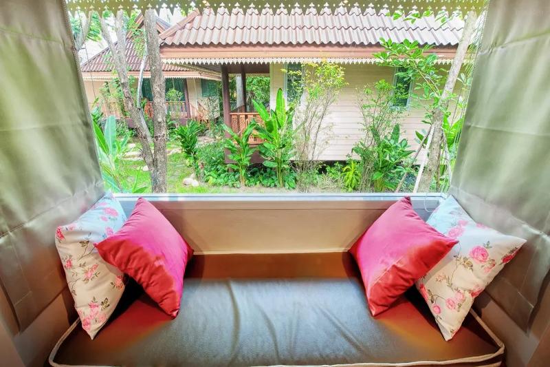 Baan Nam Pen Resort By Zuzu - Genel