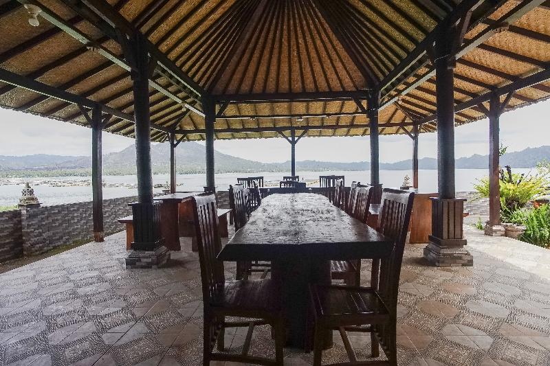 Baruna Lakeside View By Zuzu - Restoran