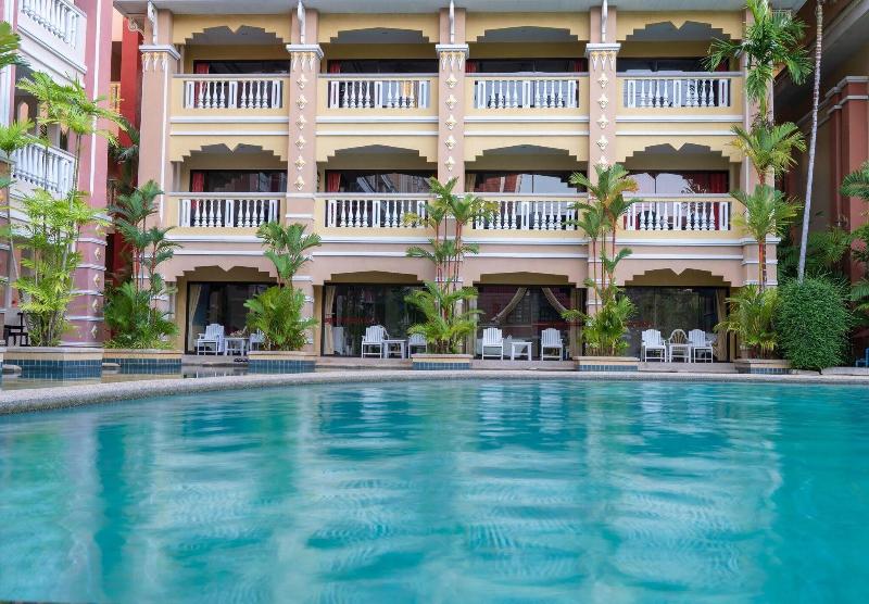 Aonang Ayodhaya Beach Resort & Spa - Havuz