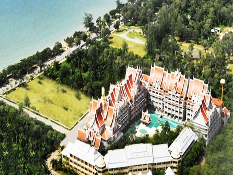 Aonang Ayodhaya Beach Resort & Spa - Plaj