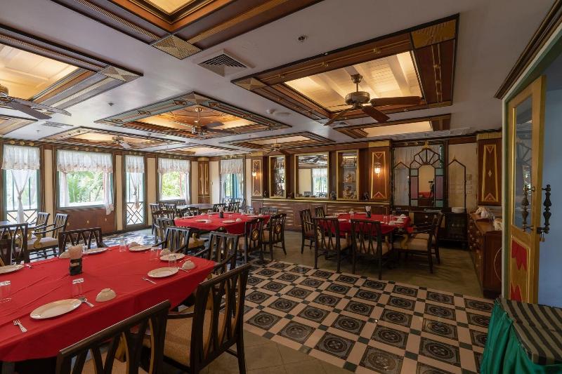 Aonang Ayodhaya Beach Resort & Spa - Restoran