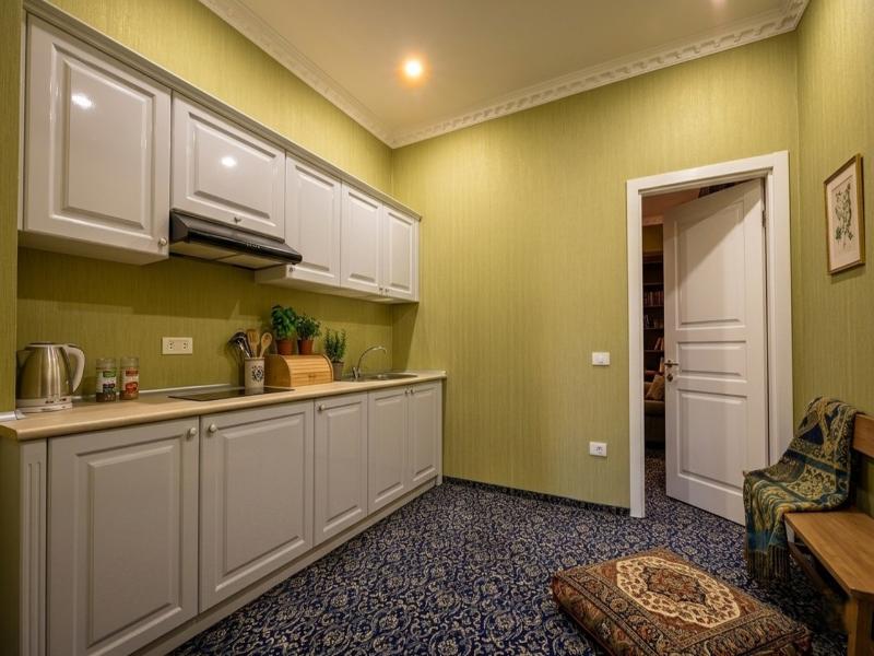 Seven Gates Hotel - Oda