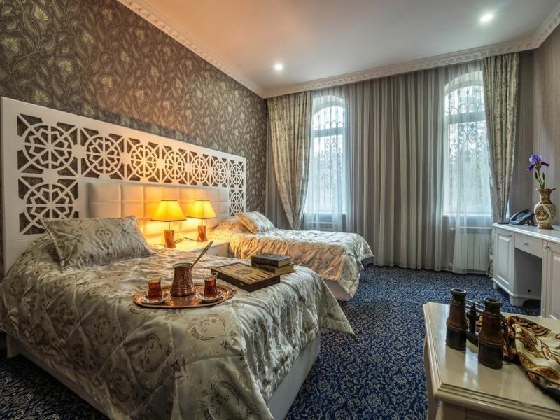 Seven Gates Hotel - Oda