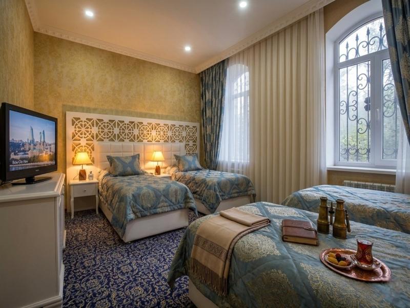 Seven Gates Hotel - Oda