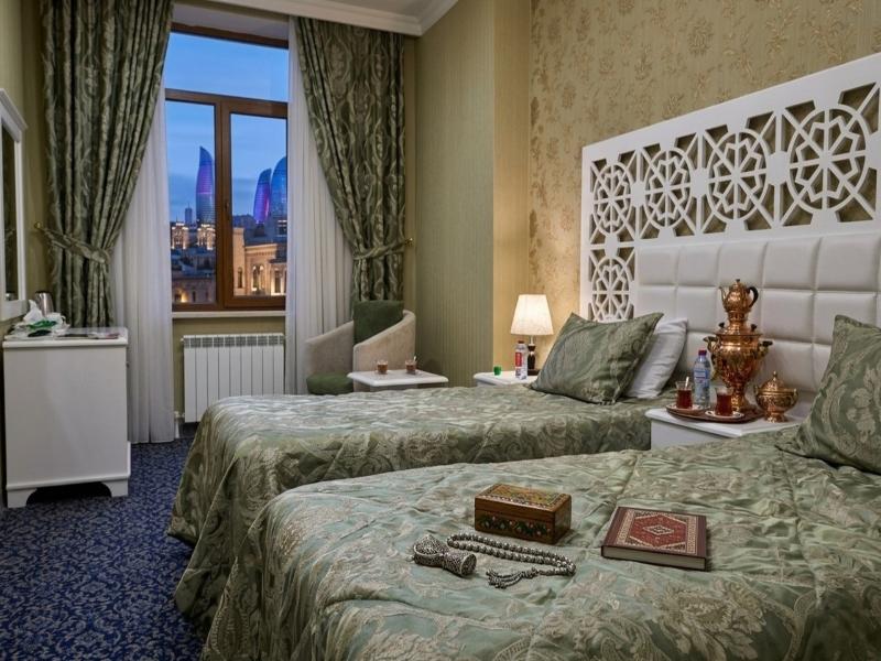 Seven Gates Hotel - Oda