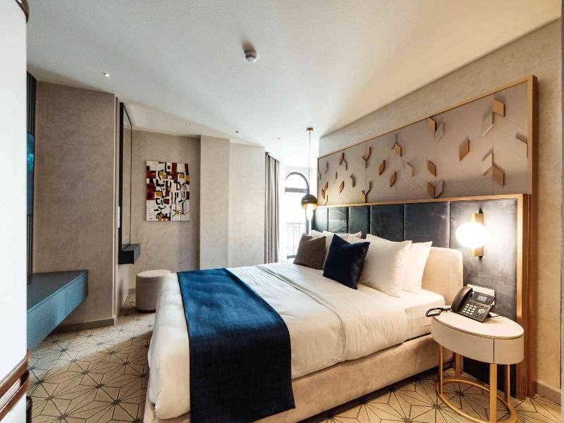 Seven Gates Hotel - Oda