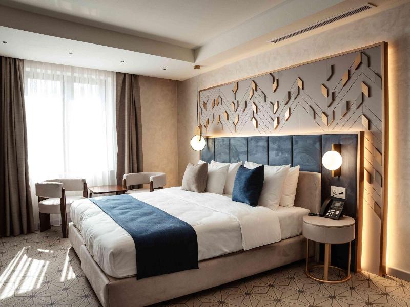 Seven Gates Hotel - Oda