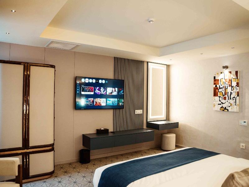 Seven Gates Hotel - Oda