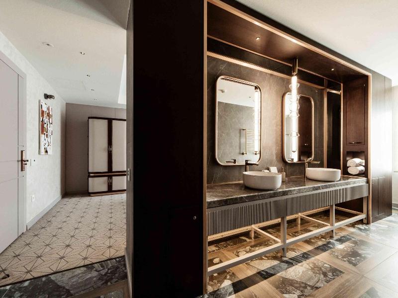 Seven Gates Hotel - Oda