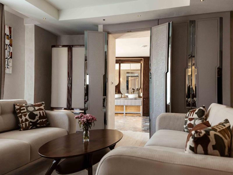 Seven Gates Hotel - Oda