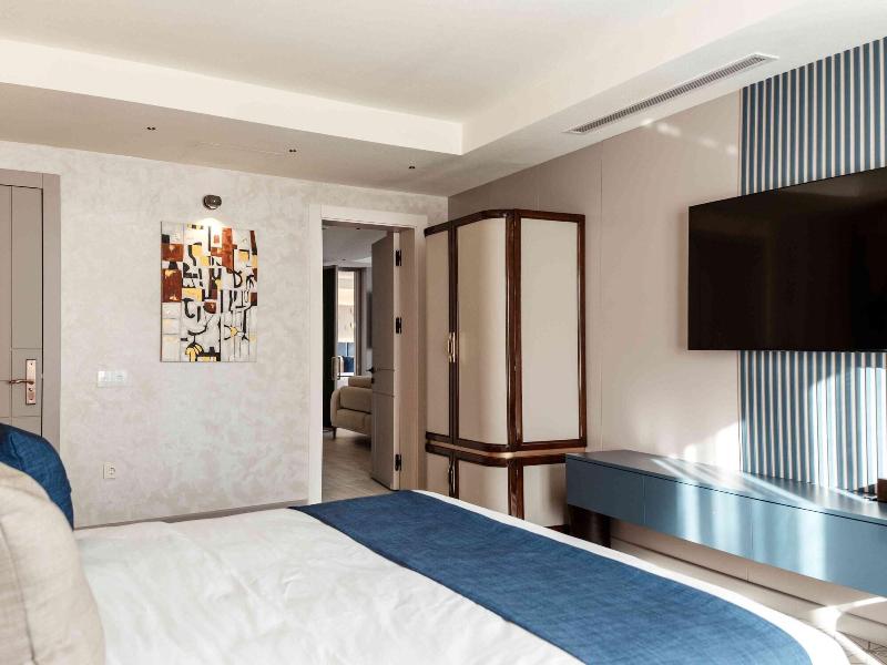 Seven Gates Hotel - Oda