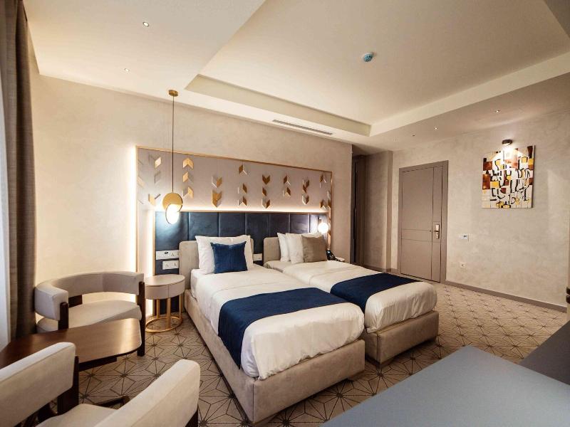 Seven Gates Hotel - Oda