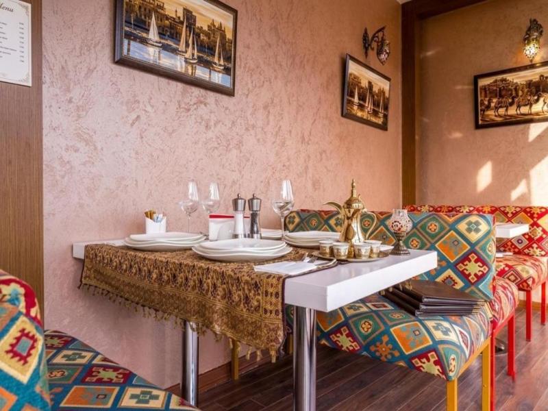 Seven Gates Hotel - Restoran