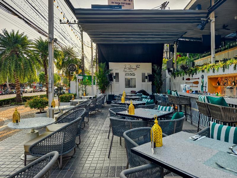 Holiday Inn Resort Krabi Ao Nang Beach - Restoran