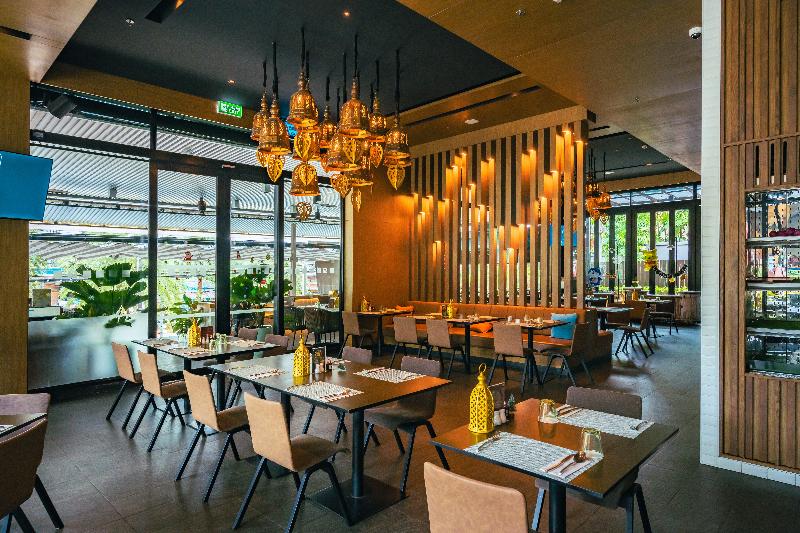 Holiday Inn Resort Krabi Ao Nang Beach - Restoran