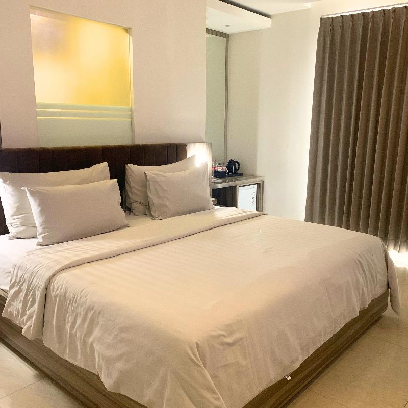 Surabaya River View Hotel - Oda