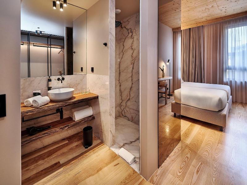 The Log Porto Hotel - Oda